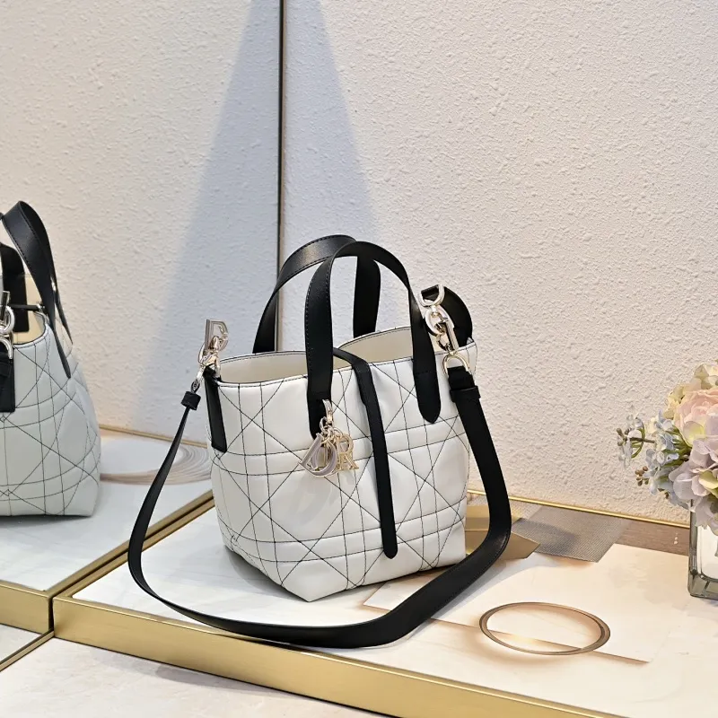 All Categories Official Website "Brand Women's Bags" Women's Bags 💙 DIOR 2025 New DIOR Handbags
