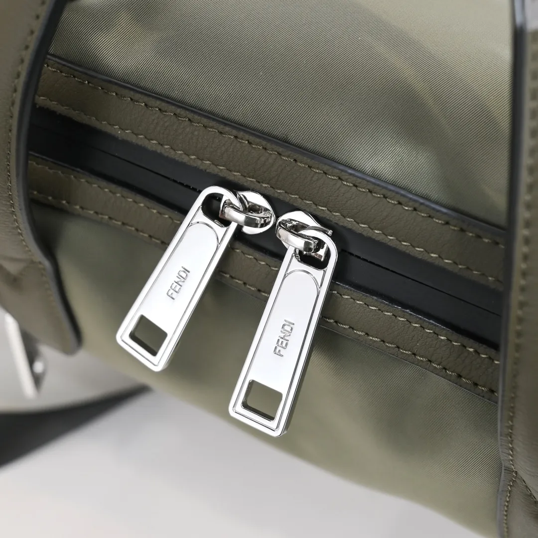 All Categories Fendi Men's Bags (Fendi) Fendi 5032