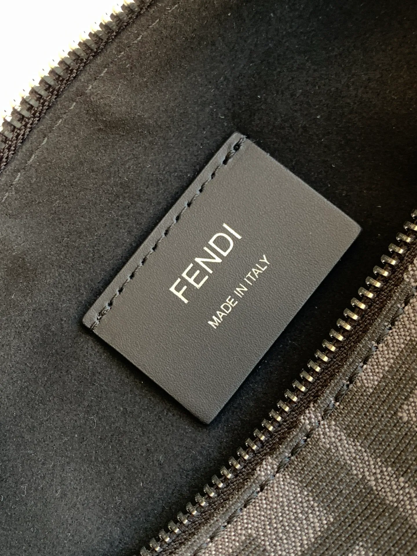 All Categories Fendi Men's Bags (Fendi) Fendi Original Single 7vA635