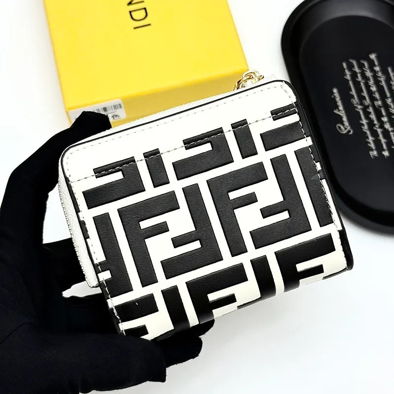 All Categories Fendi Wallet (Fendi) Fendi V08