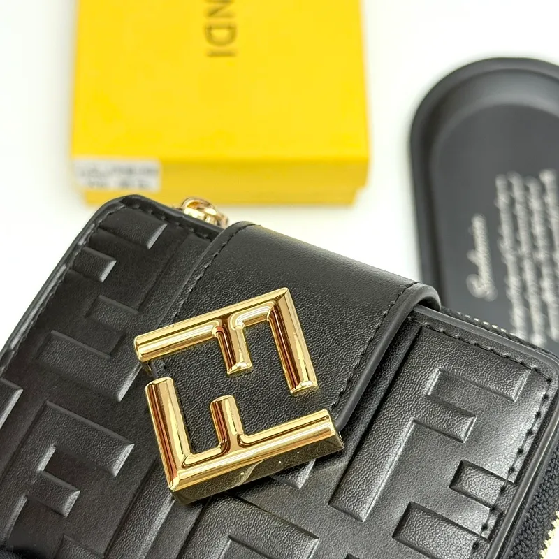 All Categories Fendi Wallet (Fendi) Fendi V08