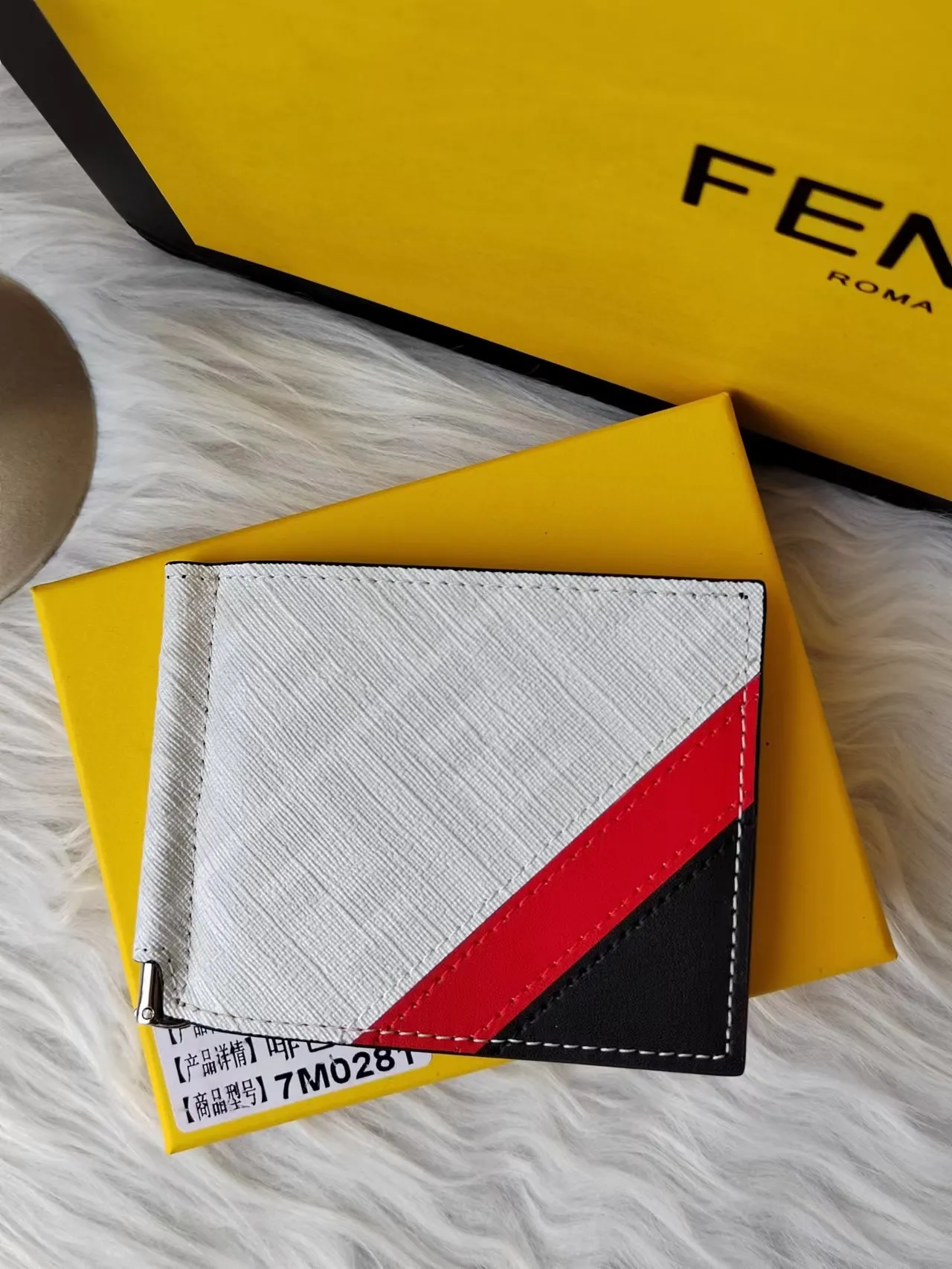 All Categories Fendi Wallet (Fendi) Fendi F7MO281