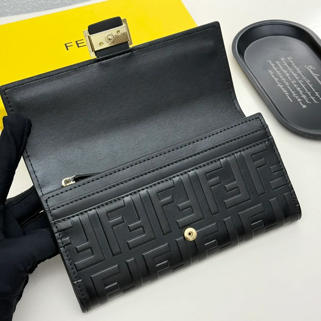 All Categories Fendi Wallet (Fendi) Fendi 2388