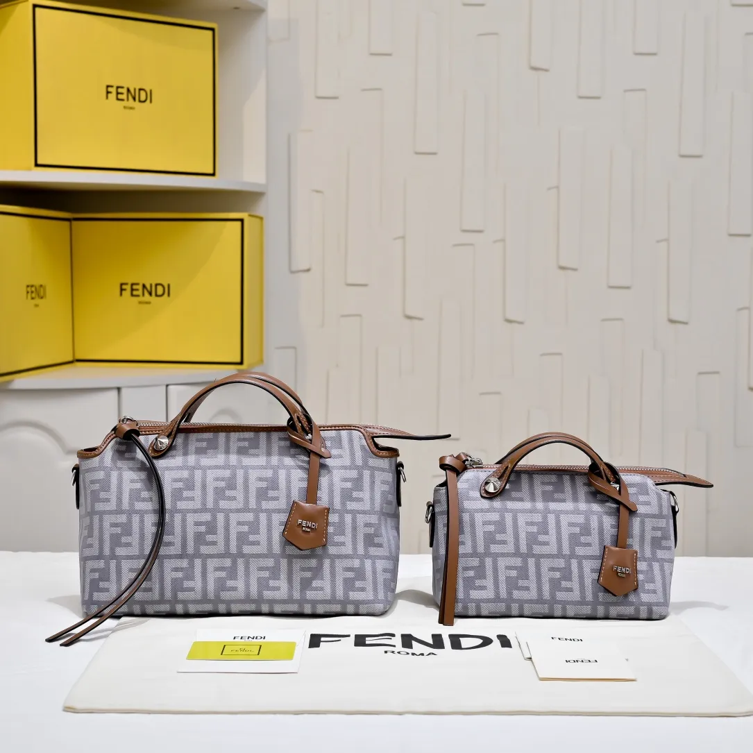 All Categories Fendi Women's Bags (Fendi) Fendi 8970