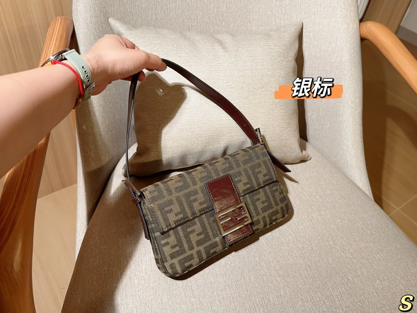 All Categories Official Website "Brand Women's Bags" Women's Bags 💙 FENDI 2025 New Fendi Underarm Bag