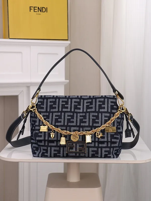 All Categories Fendi Women's Bags (Fendi) Fendi 7706