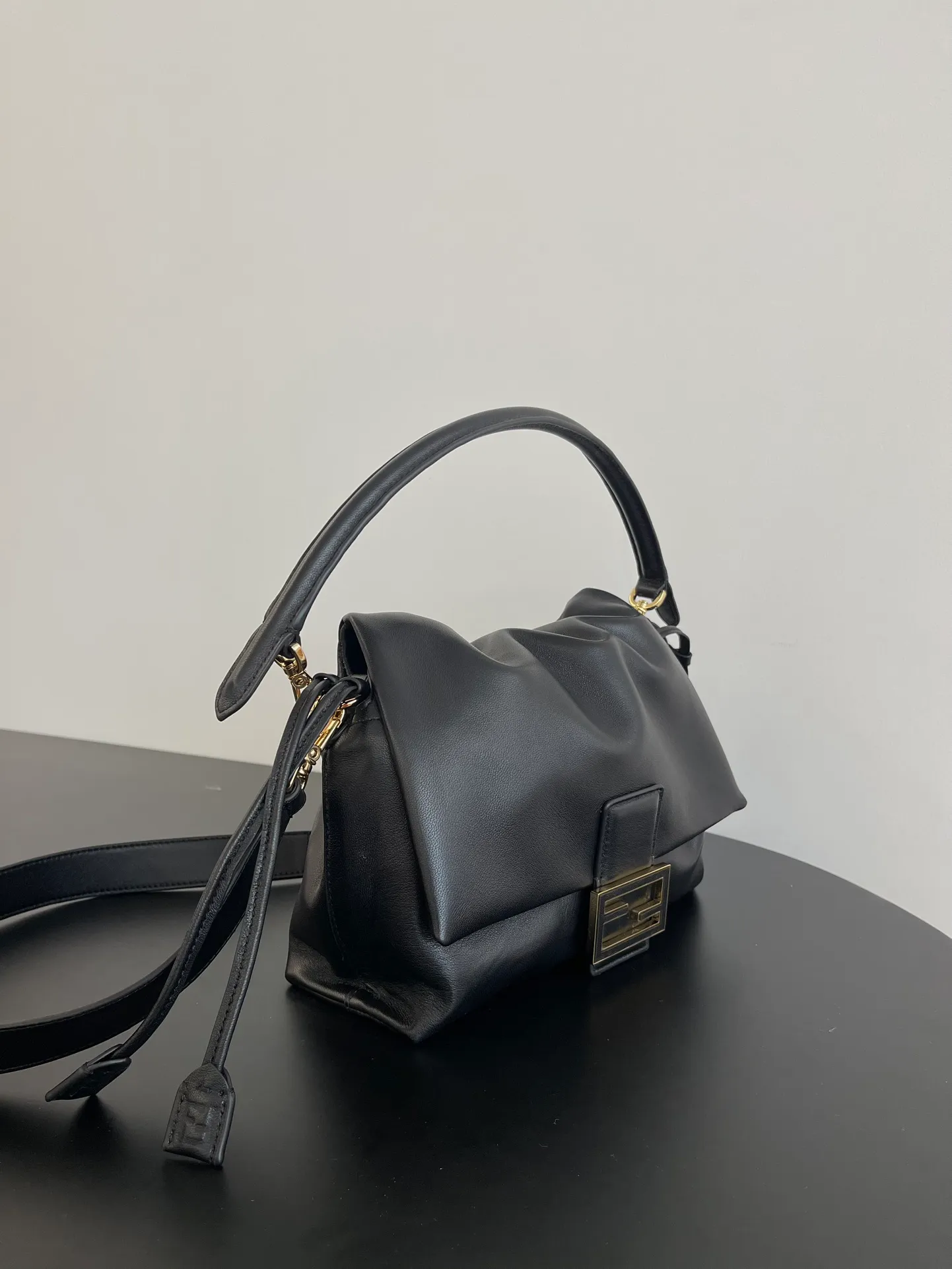 All Categories Fendi Women's Bags (Fendi) Fendi 83016