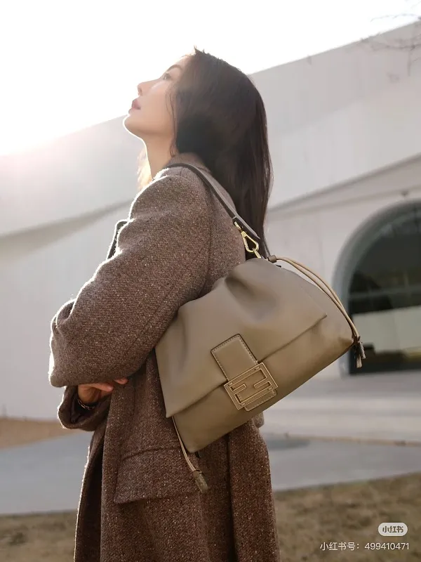All Categories Fendi Women's Bags (Fendi) Fendi 83016