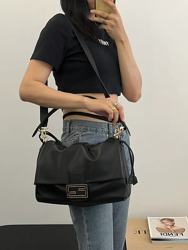 All Categories Fendi Women's Bags (Fendi) Fendi 83016