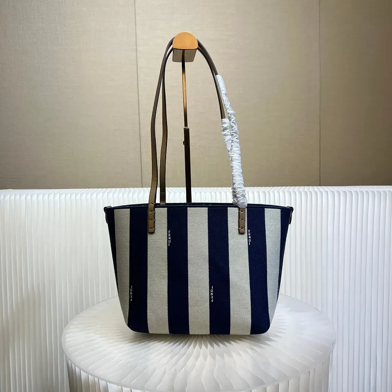 All Categories Fendi Women's Bags (Fendi) Fendi 425L