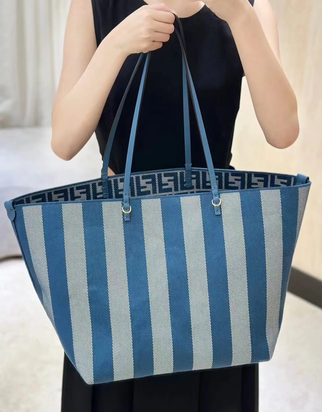 All Categories Fendi Women's Bags (Fendi) Fendi 425L