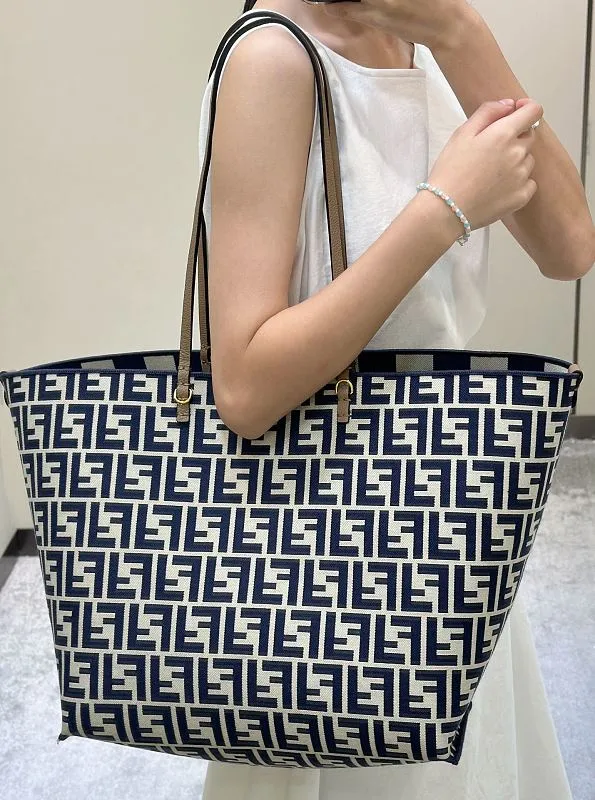 All Categories Fendi Women's Bags (Fendi) Fendi 425L