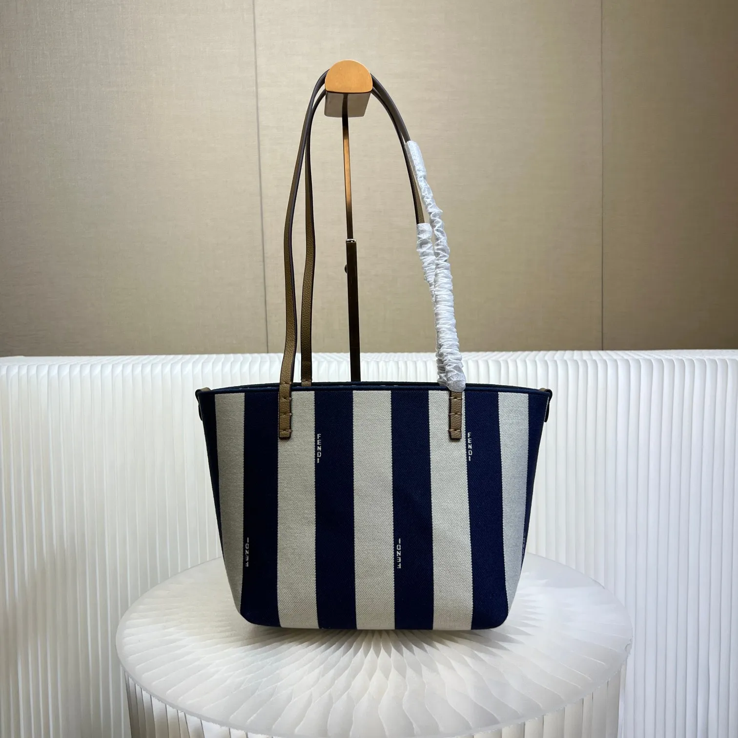 All Categories Fendi Women's Bags (Fendi) Fendi 425L