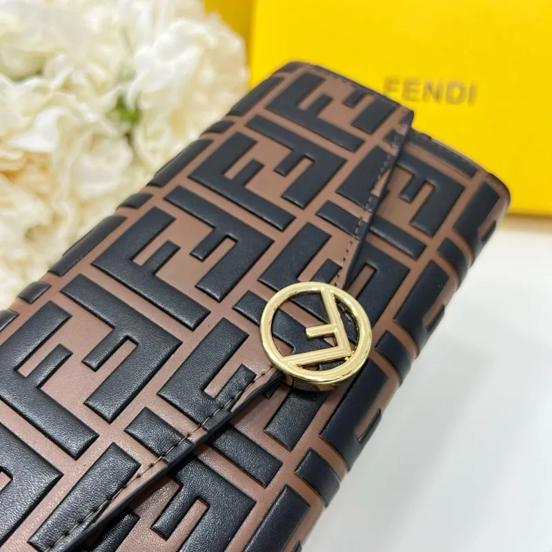 All categories Official website "Brand Women's Bags" Women's Bags 💙 FENDI 2025 new FENDI crossbody bag