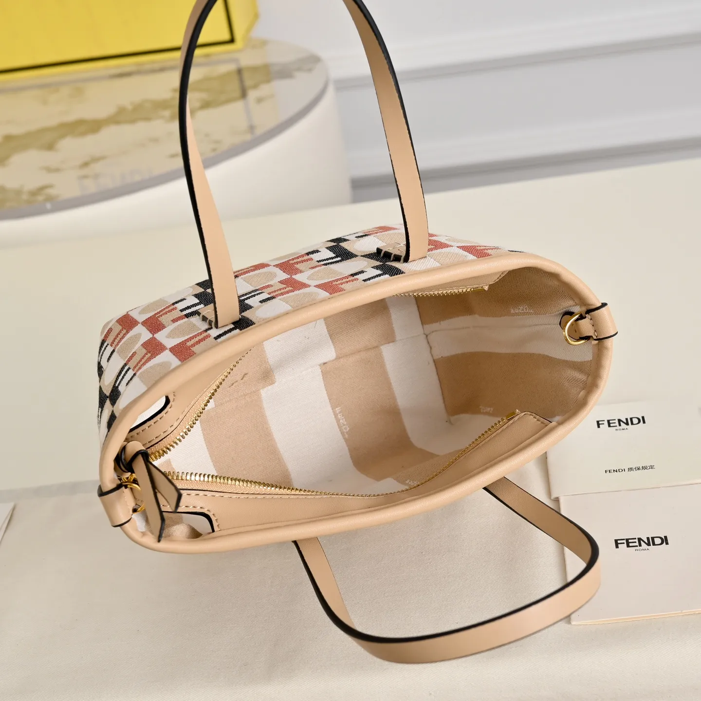 All Categories Fendi Women's Bags (Fendi) Fendi 1114