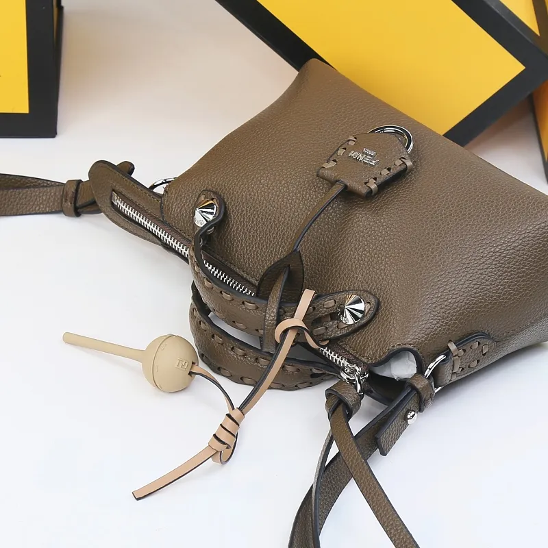 All Categories Fendi Women's Bags (Fendi) Fendi 209