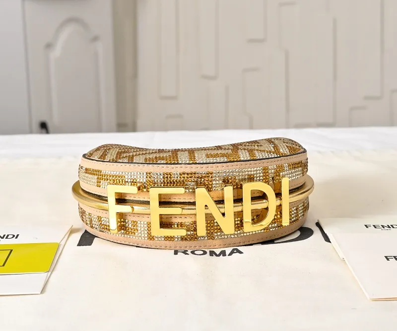 All Categories Fendi Women's Bags (Fendi) Fendi 1009