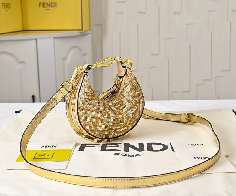 All Categories Fendi Women's Bags (Fendi) Fendi 1009