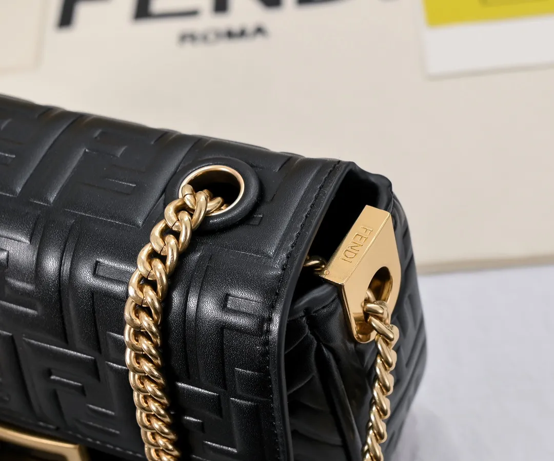 All Categories Fendi Women's Bags (Fendi) Fendi 6607