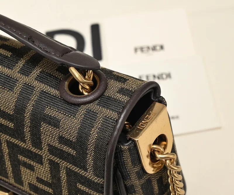 All Categories Fendi Women's Bags (Fendi) Fendi 6607