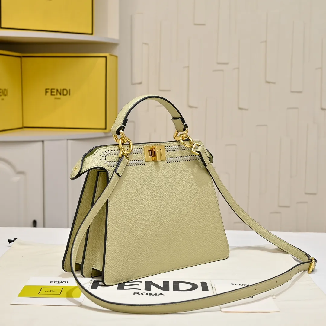 All Categories Fendi Women's Bags (Fendi) Fendi 33203