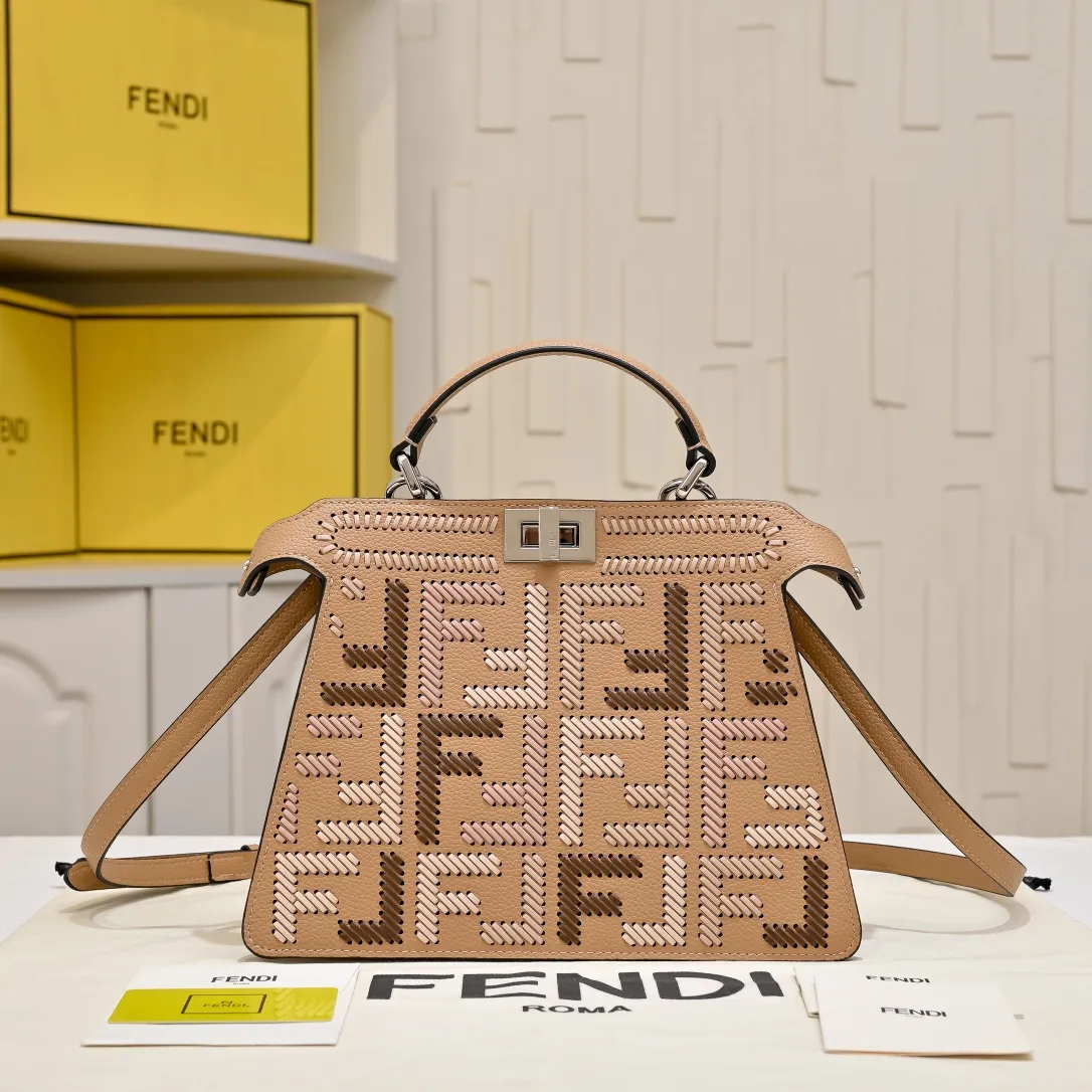 All Categories Fendi Women's Bags (Fendi) Fendi 33203
