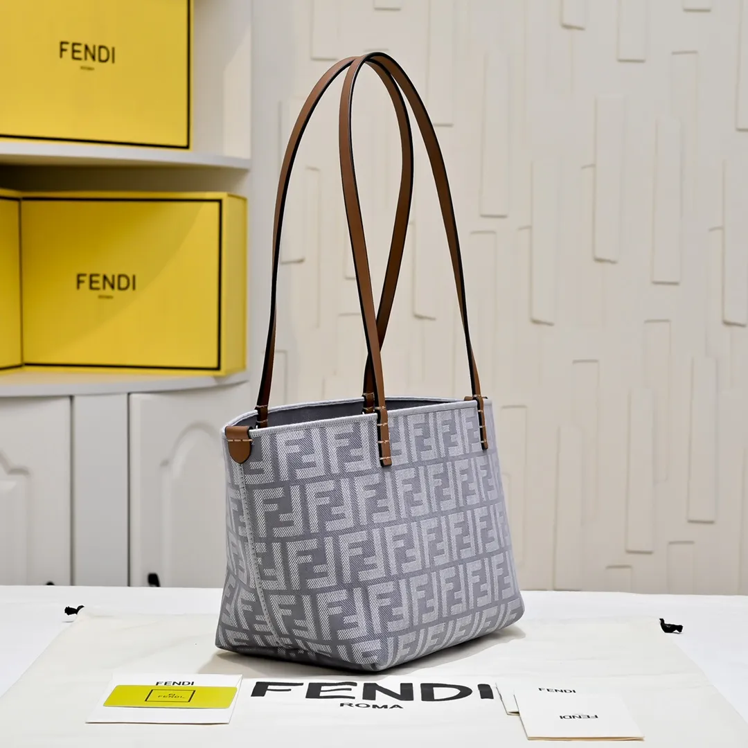 All Categories Fendi Women's Bags (Fendi) Fendi 8971