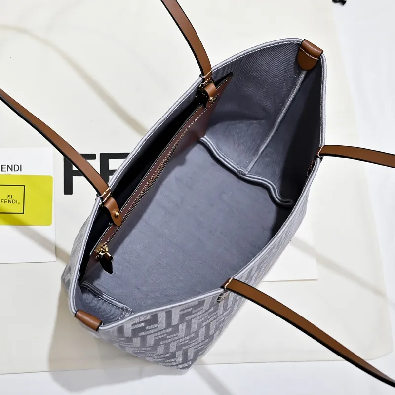 All Categories Fendi Women's Bags (Fendi) Fendi 8971