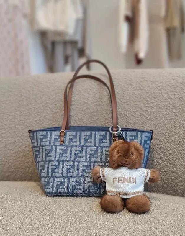 All Categories Fendi Women's Bags (Fendi) Fendi 8971