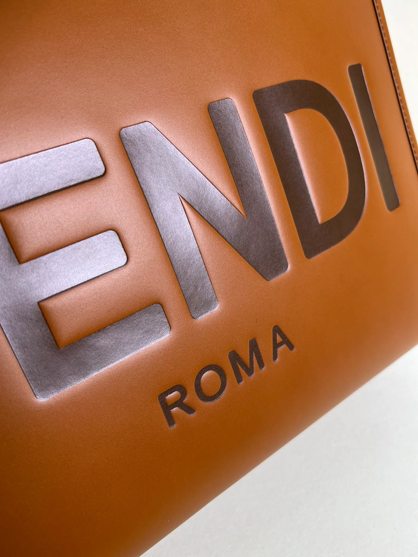 All Categories 💚 Top Version Men’s Bags 💚 Fendi 2025 New Fendi Handbags