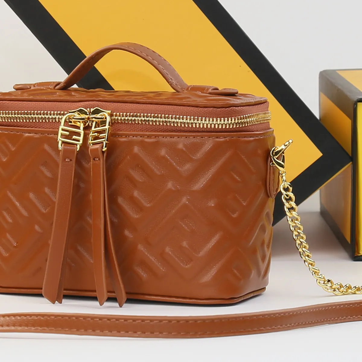 All Categories Fendi Women's Bags (Fendi) Fendi 2587