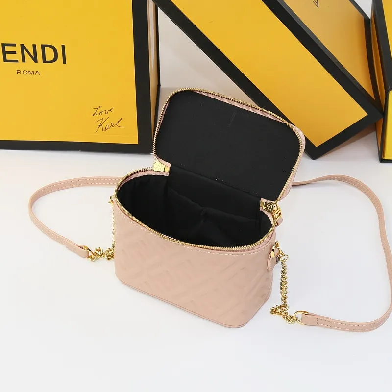 All Categories Fendi Women's Bags (Fendi) Fendi 2587