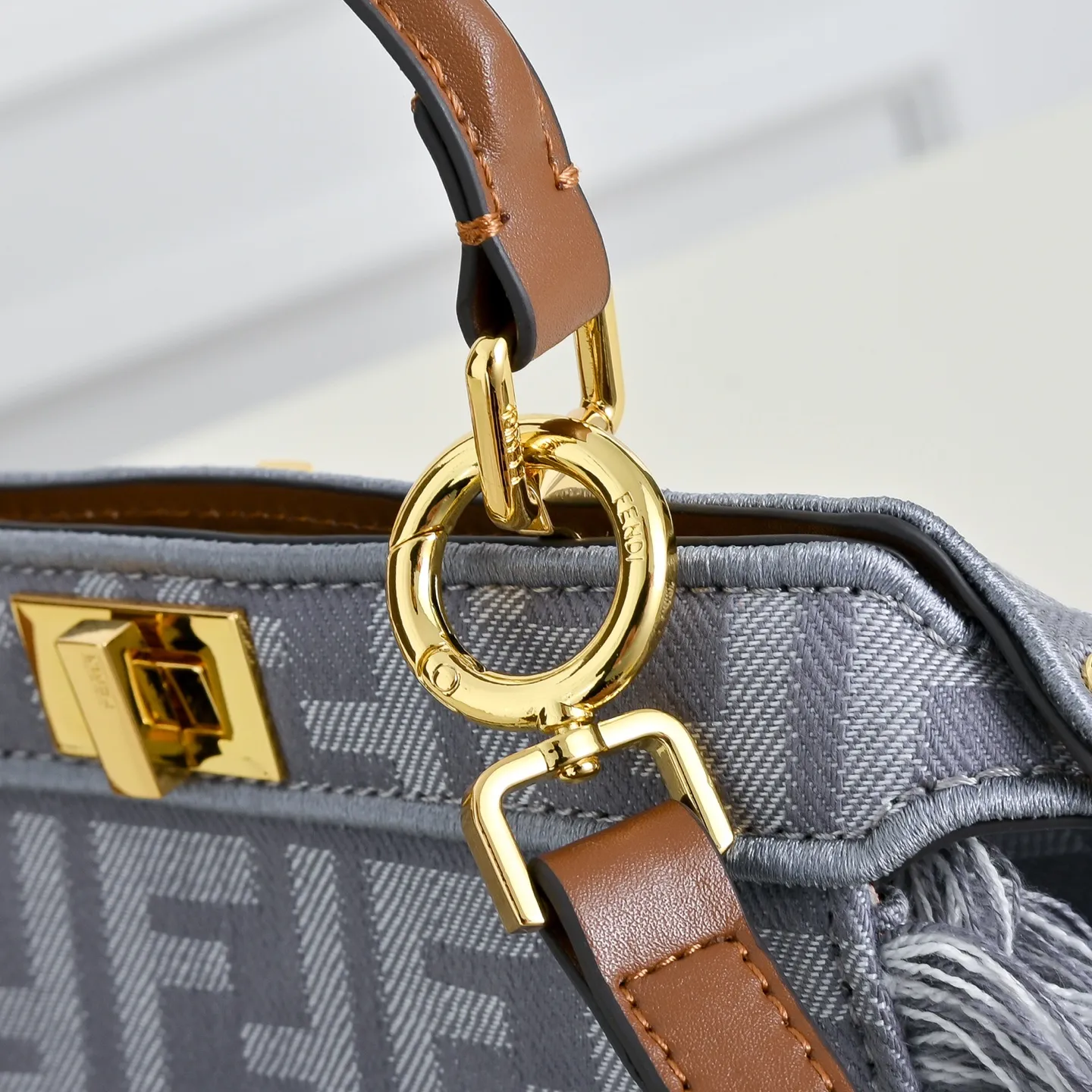 All Categories Fendi Women's Bags (Fendi) Fendi 7757 Medium