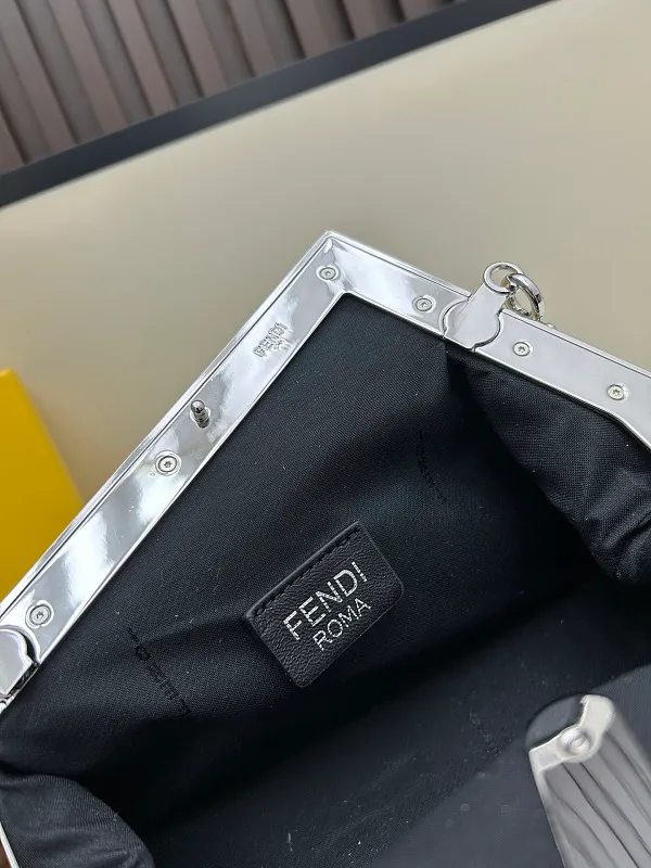All Categories Fendi Women's Bags (Fendi) Fendi F88022