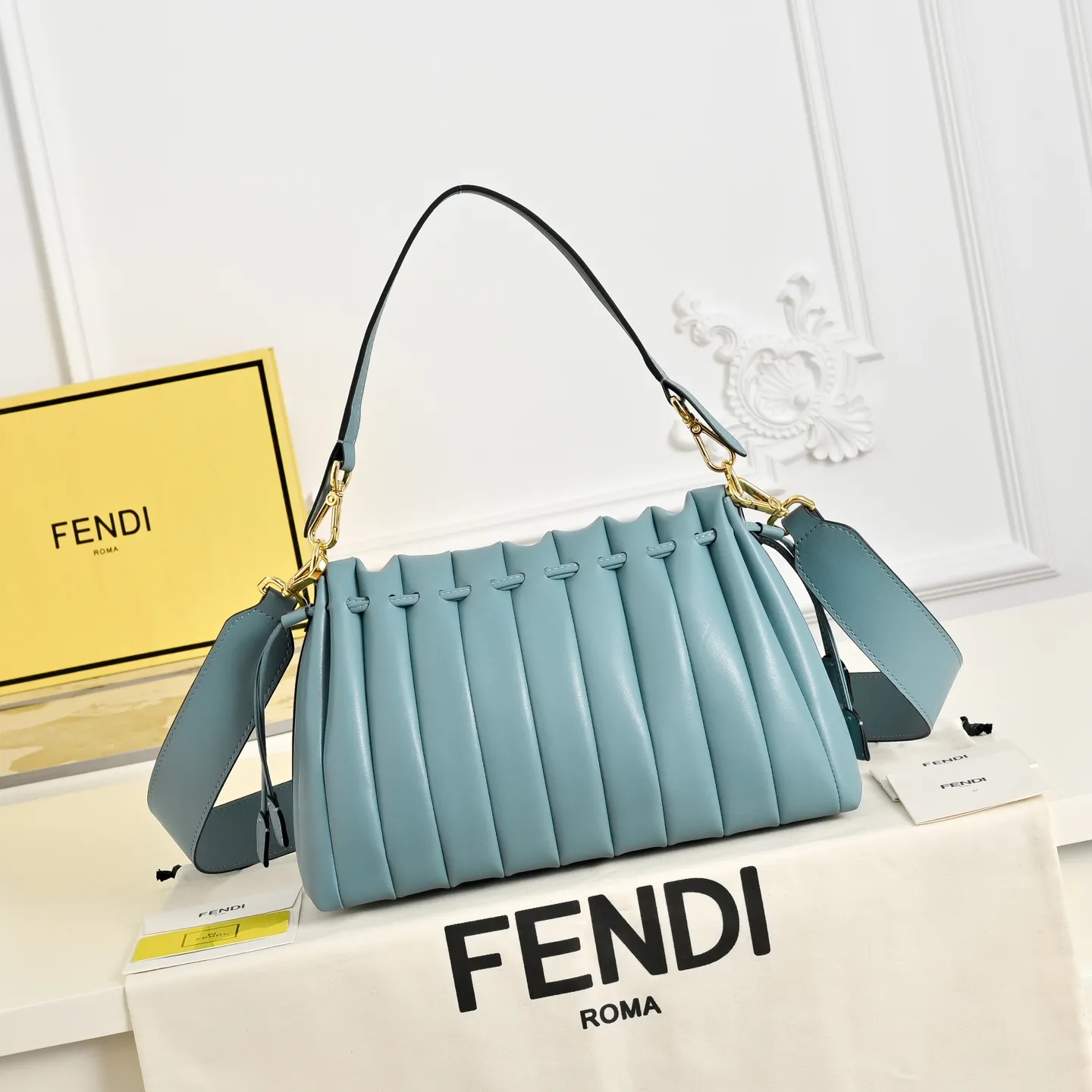 All Categories Fendi Women's Bags (Fendi) Fendi 1108