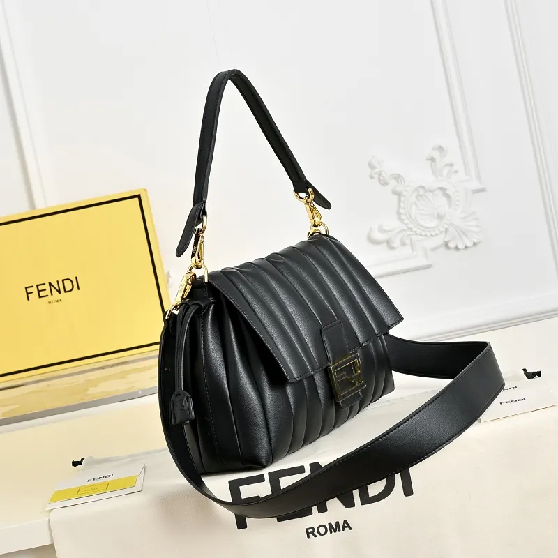 All Categories Fendi Women's Bags (Fendi) Fendi 1108