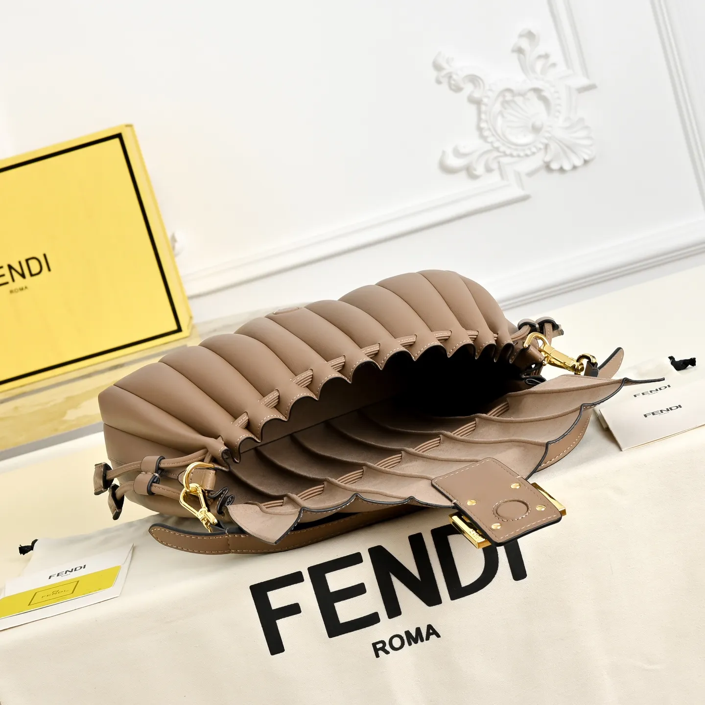 All Categories Fendi Women's Bags (Fendi) Fendi 1108
