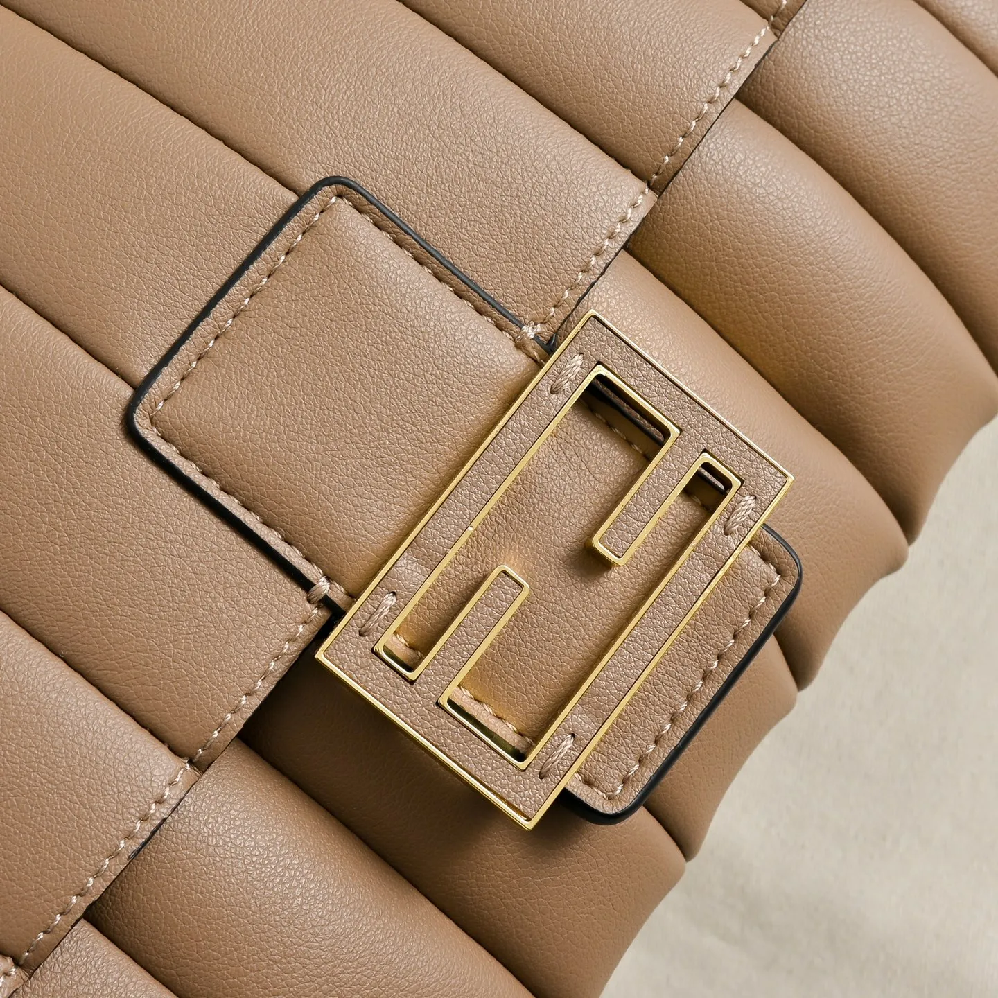 All Categories Fendi Women's Bags (Fendi) Fendi 1108
