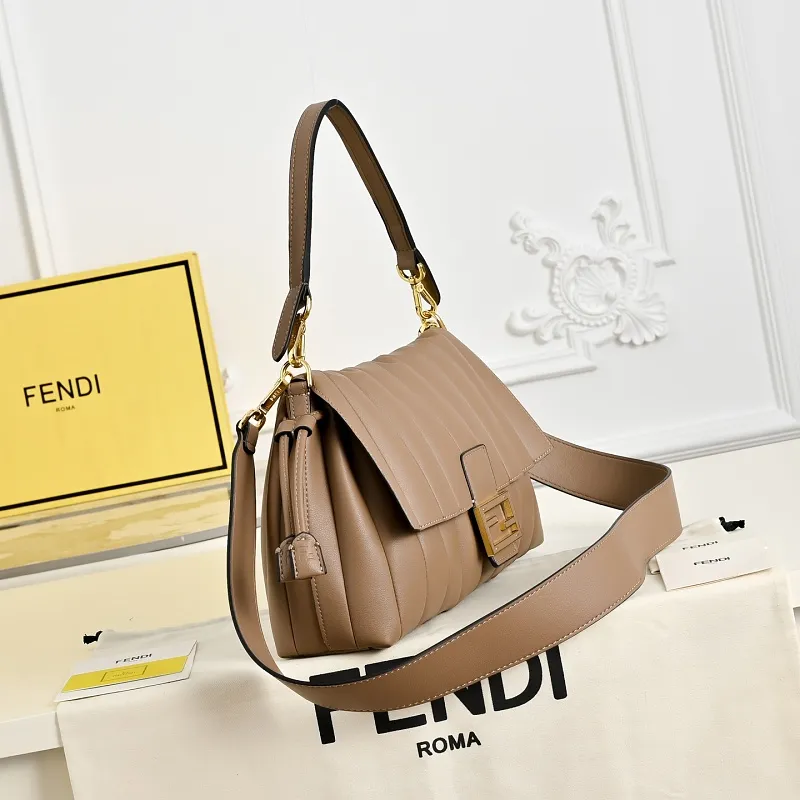 All Categories Fendi Women's Bags (Fendi) Fendi 1108