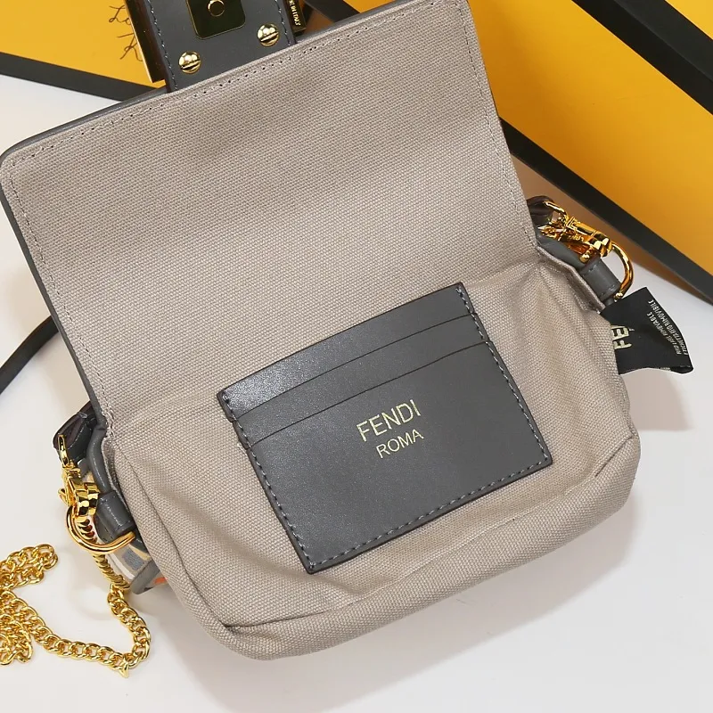 All Categories Fendi Women's Bags (Fendi) Fendi 205