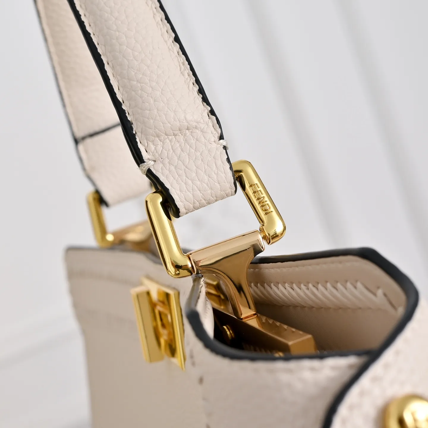 All Categories Fendi Women's Bags (Fendi) Fendi 3339