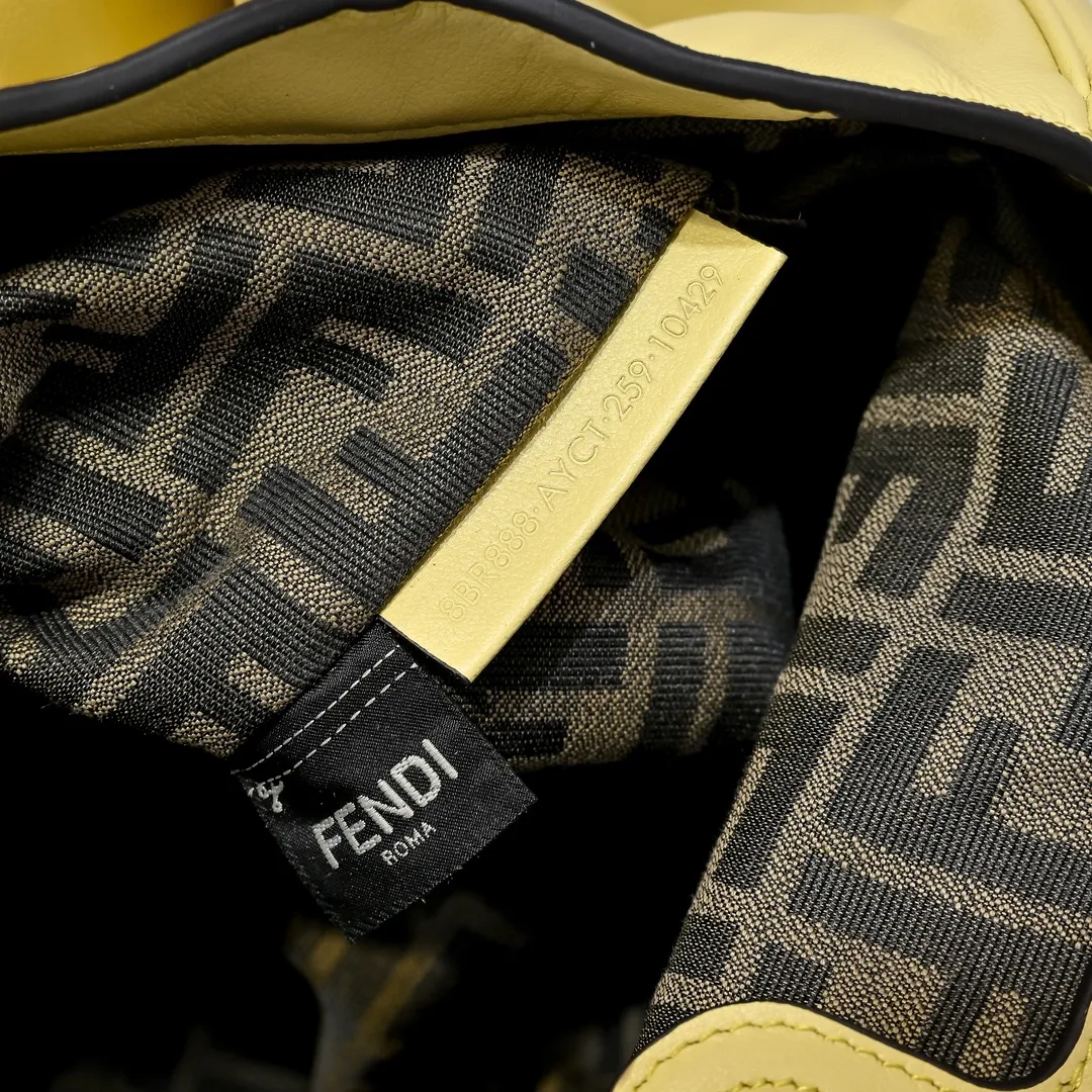 All Categories Fendi Women's Bags (Fendi) Fendi 5502