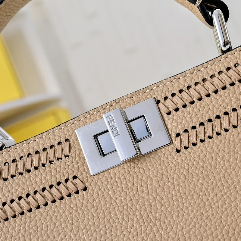 All Categories Fendi Women's Bags (Fendi) Fendi 3372