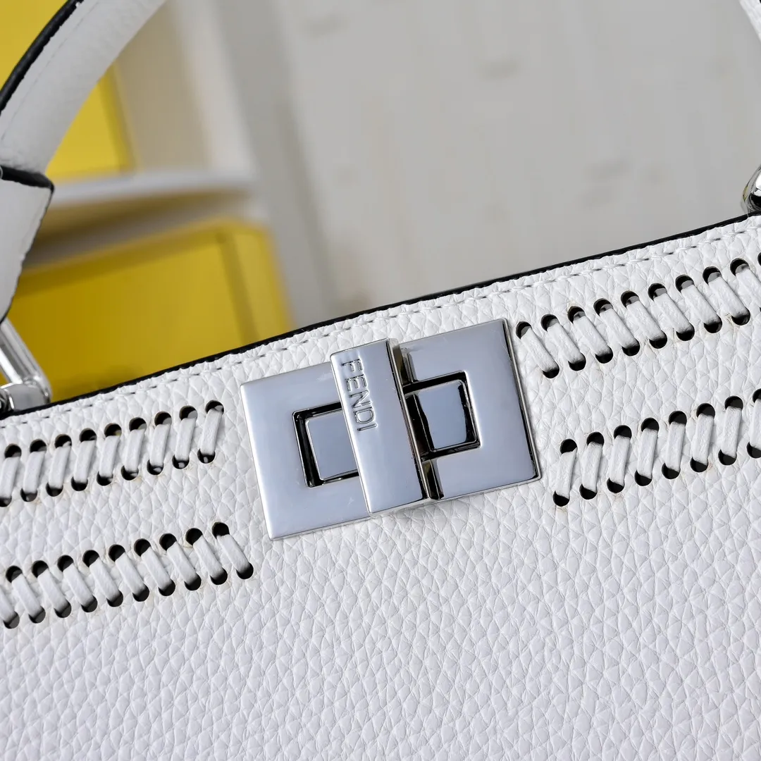 All Categories Fendi Women's Bags (Fendi) Fendi 3372
