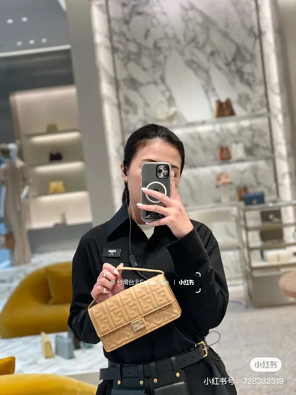 All Categories Fendi Women's Bags (Fendi) Fendi Original Order 283