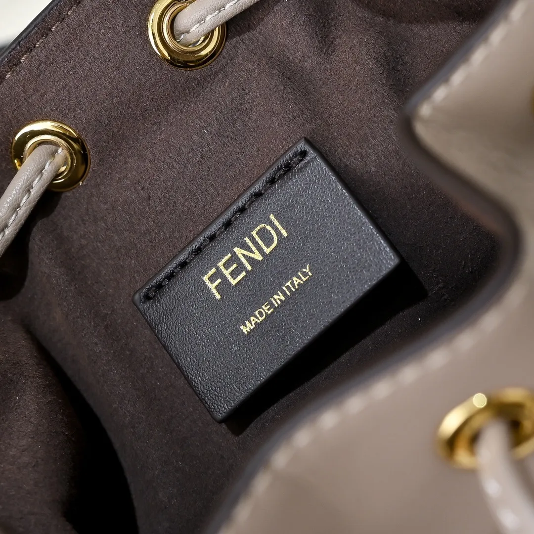 All Categories Official Website "Brand Women's Bags" Women's Bags 💙 FENDI 2025 New Fendi Bucket Bag