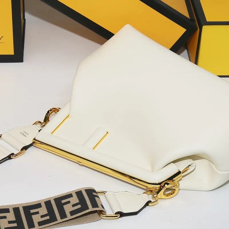 All Categories Fendi Women's Bags (Fendi) Fendi 325