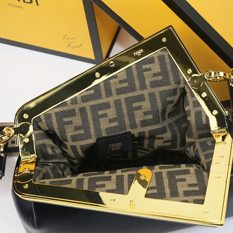 All Categories Fendi Women's Bags (Fendi) Fendi 325