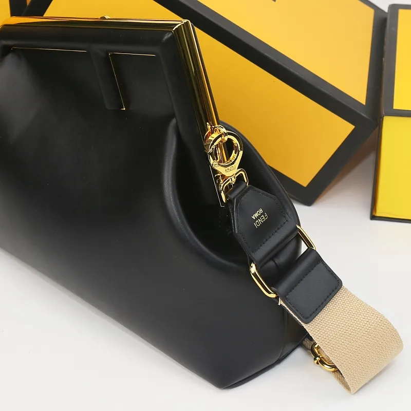 All Categories Fendi Women's Bags (Fendi) Fendi 325