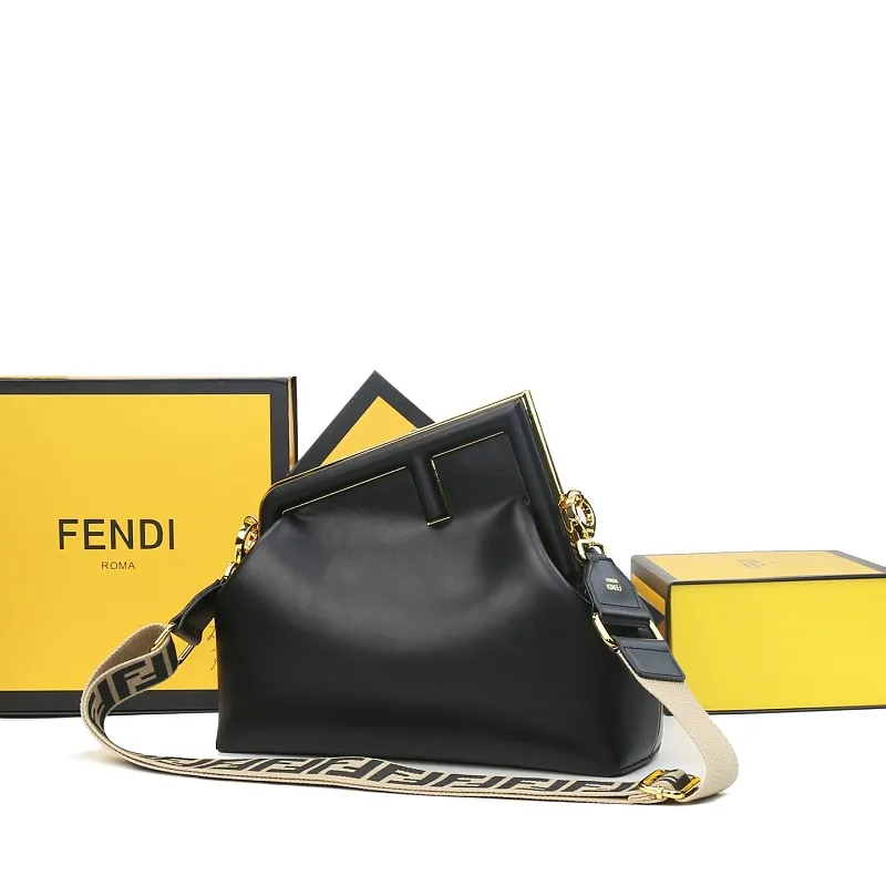All Categories Fendi Women's Bags (Fendi) Fendi 325